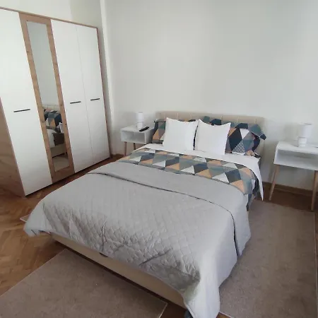 Apartman Nicolas Belgrad Exterior foto