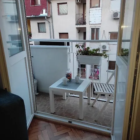 Apartman Nicolas Belgrad Exterior foto